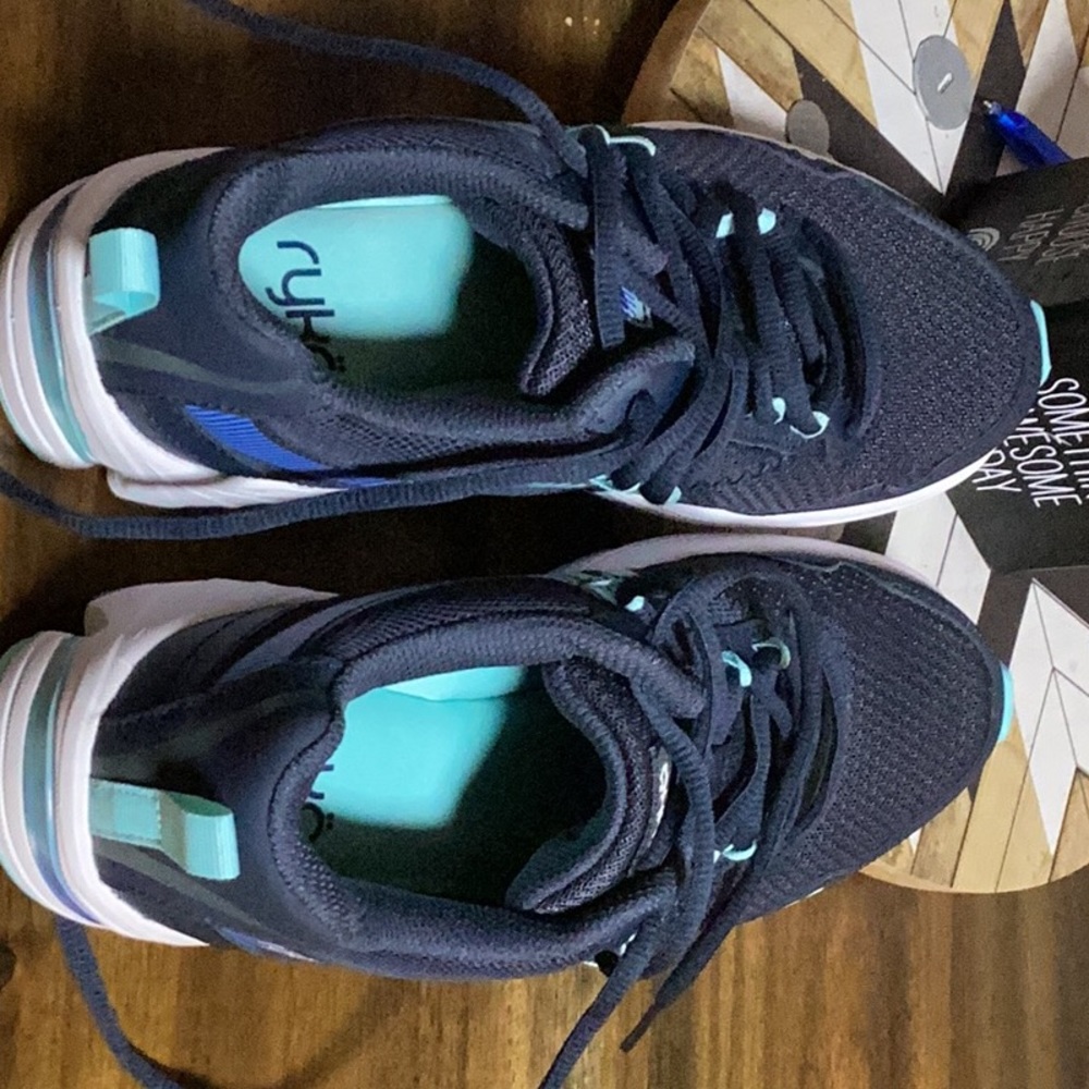 Women shoes